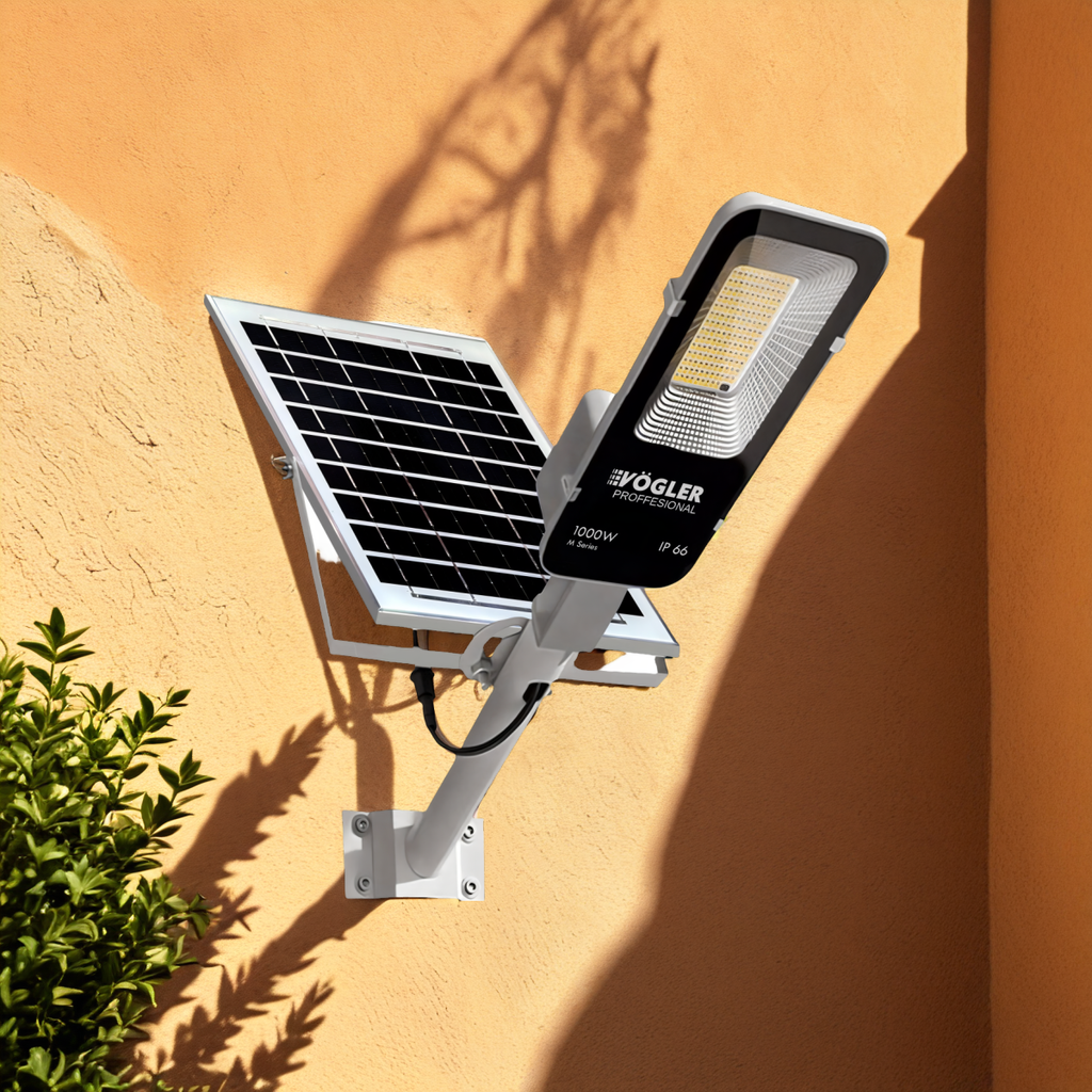 Potente lampada solare, sensore crepuscolare, telecomando, Vögler Professional 1000W