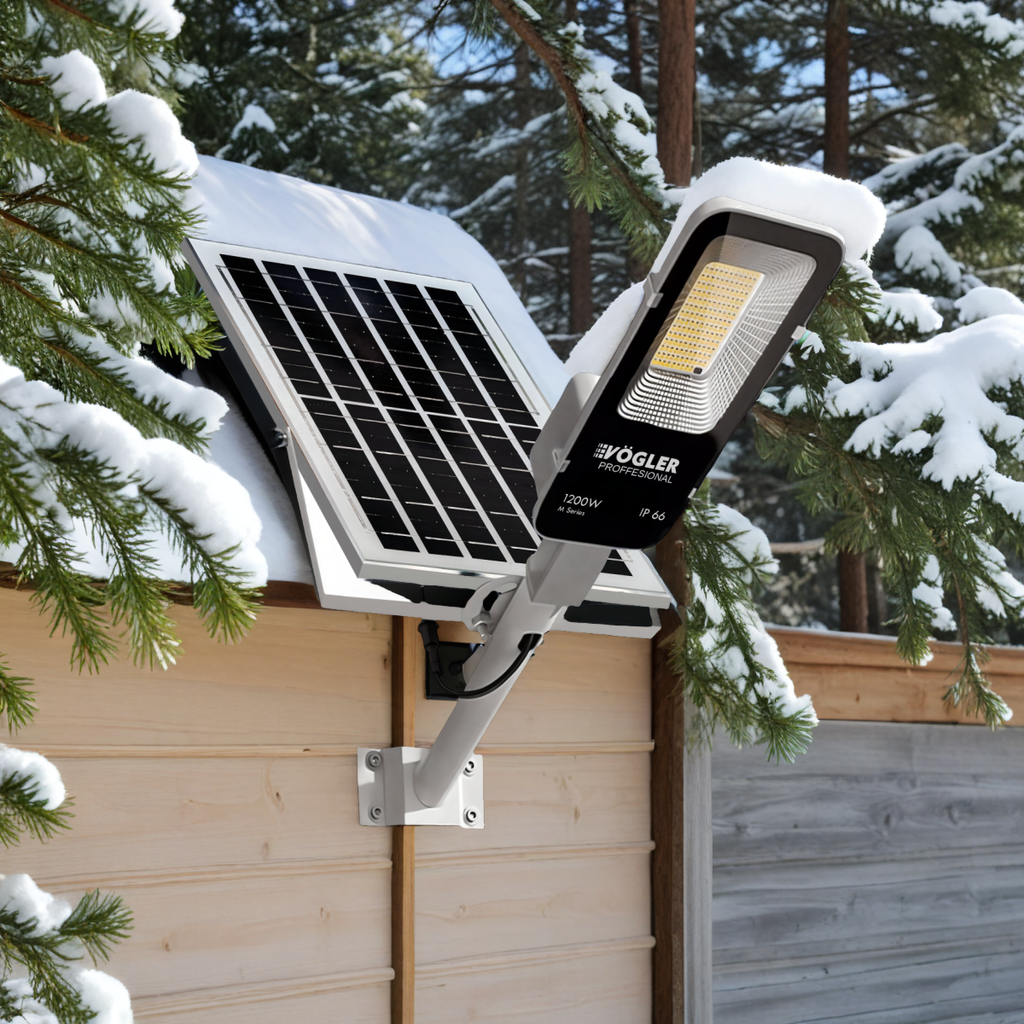 Potente lampada solare, sensore crepuscolare, telecomando, Vögler Professional 1200W