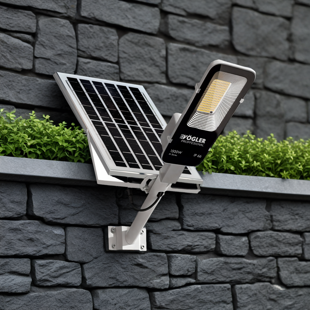 Potente lampada solare, sensore crepuscolare, telecomando, Vögler Professional 1500W